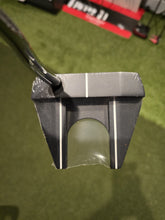Load image into Gallery viewer, Odyssey Ai One #7 DB 33" Putter
